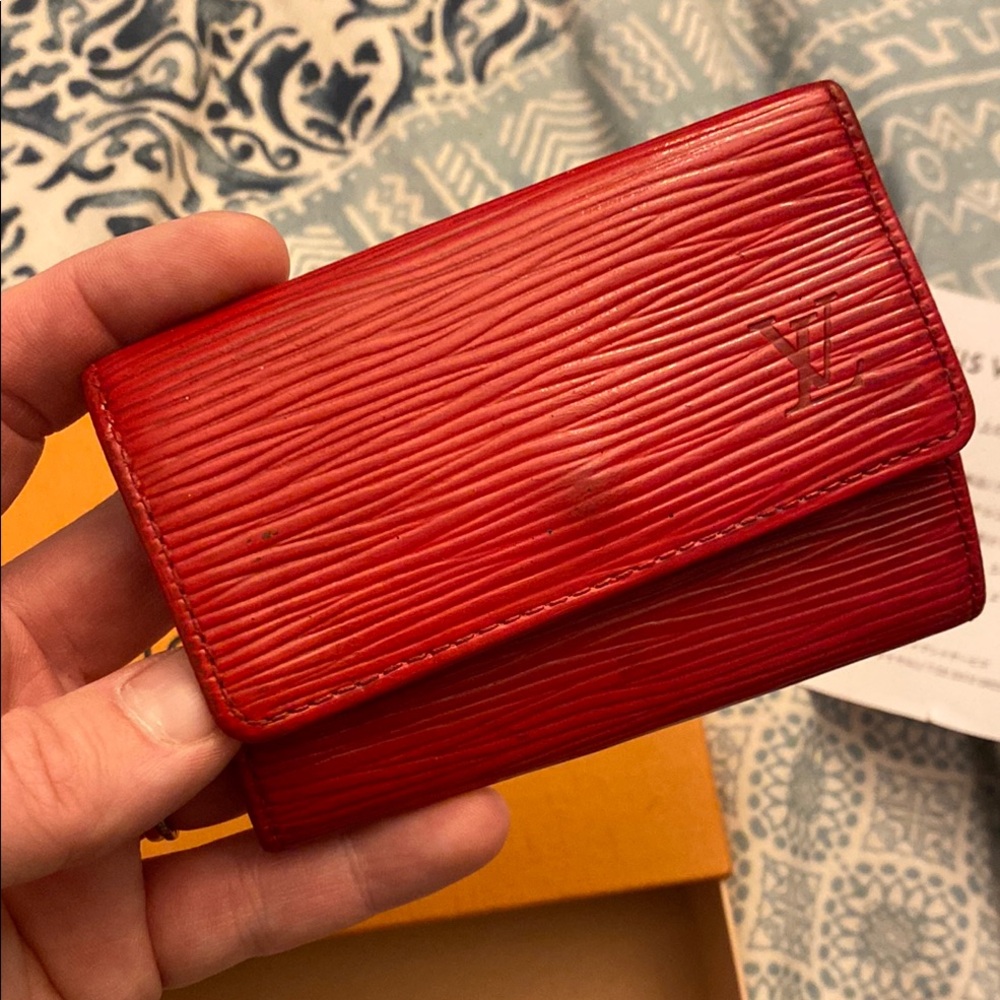 Louis Vuitton Red Epi calfskin & vachetta leather 6 key & card holder wallet - Picture 2 of 15